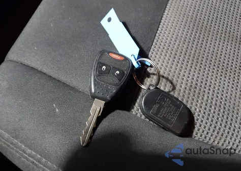 2016 Jeep Compass Sport z USA, uszkodzony, nr VIN 1C4NJDBB2GD523872